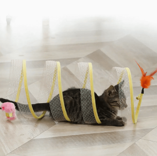 Tunnel With Feathers And Sisal Toy